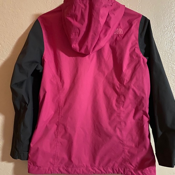 The north face jacket - Picture 2 of 6